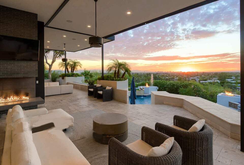 Camelback Canyon Hideaway - Phoenix, Arizona