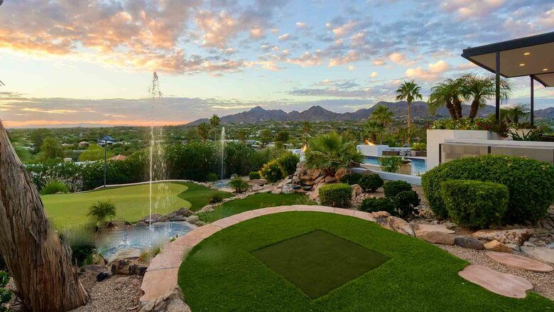Camelback Canyon Hideaway - Phoenix, Arizona