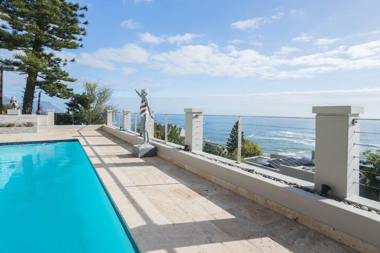 Villa OneOneThree - Cape Town, Bantry Bay, South Africa