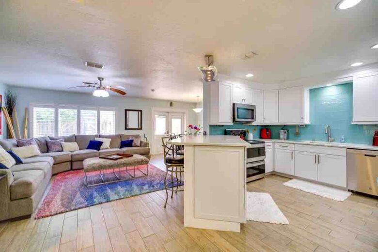 Luxury Beachside Retreat - Satellite Beach, Florida