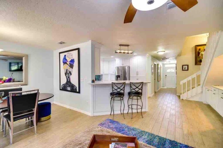 Luxury Beachside Retreat - Satellite Beach, Florida