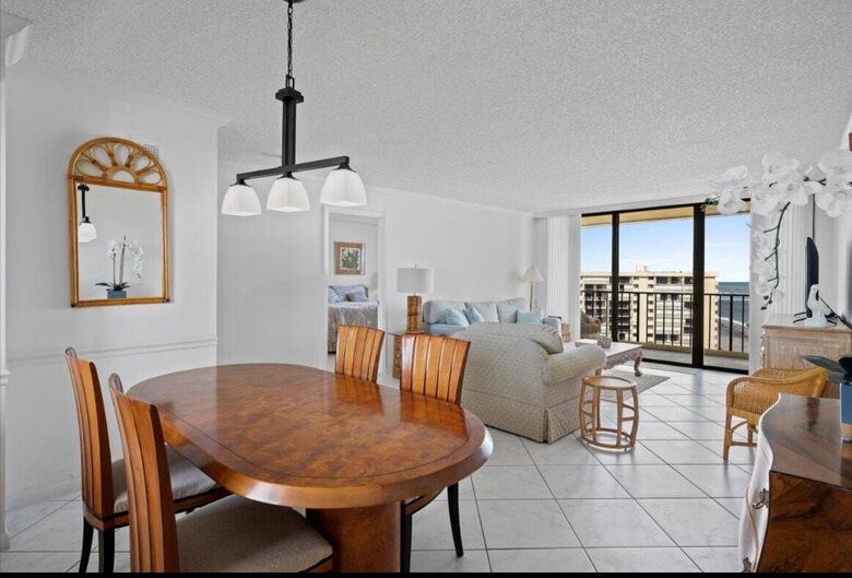 Ocean Front Villa in Jupiter Florida - Jupiter, Florida