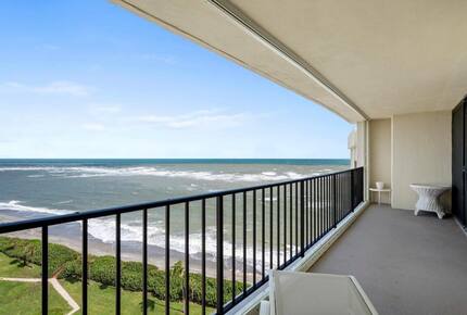 Ocean Front Villa in Jupiter Florida - Jupiter, Florida
