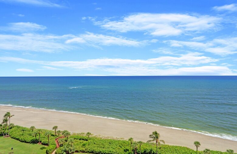 Ocean Front Villa in Jupiter Florida - Jupiter, Florida