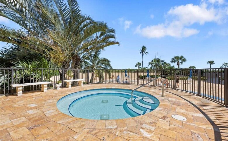 Ocean Front Villa in Jupiter Florida - Jupiter, Florida