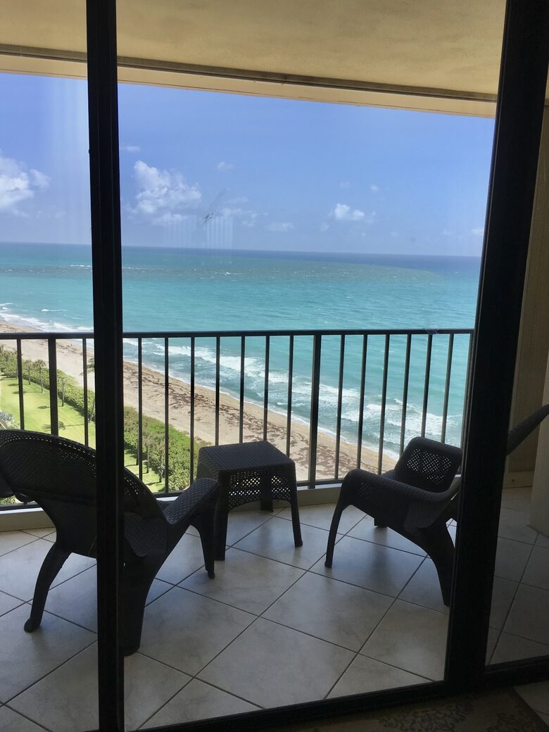 Ocean Front Villa in Jupiter Florida - Jupiter, Florida