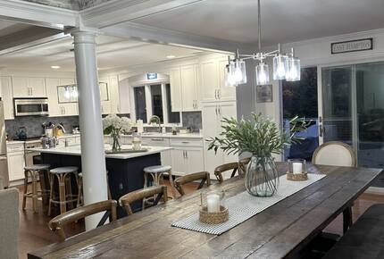 Plenty of seating for dining and entertainment