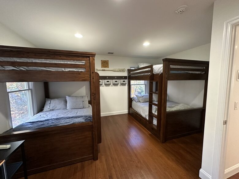 Third bedroom with 2 sets of full-sized bunk beds