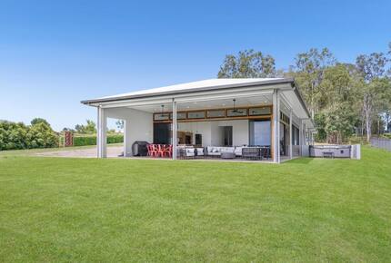The Ski Shack - Barrine, Australia