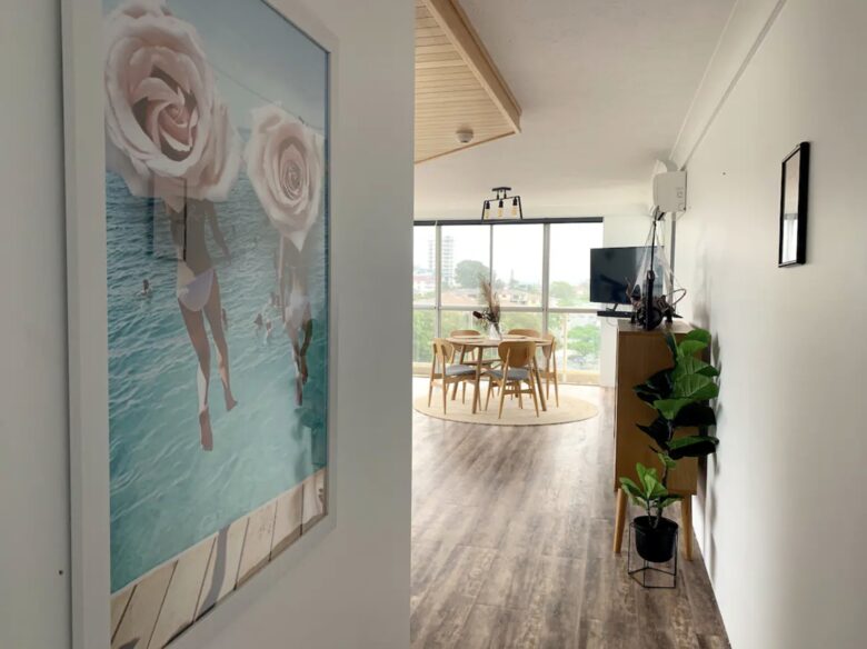 Stylish Apartment on Burleigh Heads Beachfront - Gold Coast, Australia