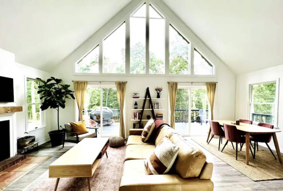 Cozy Chalet Near Berkeley Springs & Harpers Ferry - Gerrardstown, West Virginia