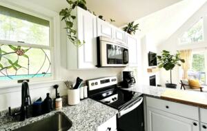 Cozy Chalet Near Berkeley Springs & Harpers Ferry - Gerrardstown, West Virginia
