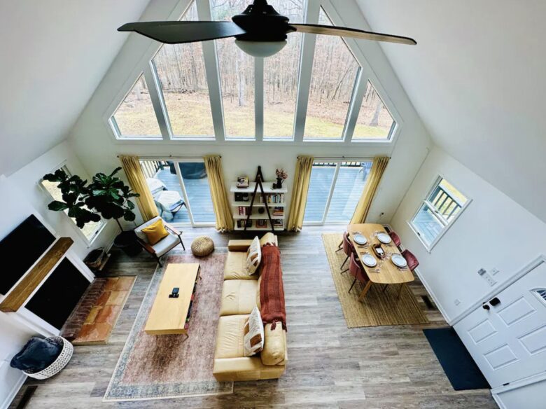 Cozy Chalet Near Berkeley Springs & Harpers Ferry - Gerrardstown, West Virginia