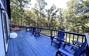 Cozy Chalet Near Berkeley Springs & Harpers Ferry - Gerrardstown, West Virginia