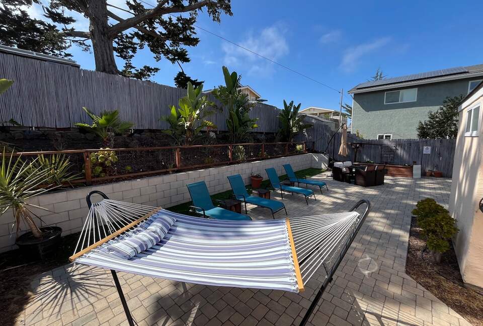 Charming Coastal Getaway with Private Outdoor Spaces - Baywood-Los Osos, California
