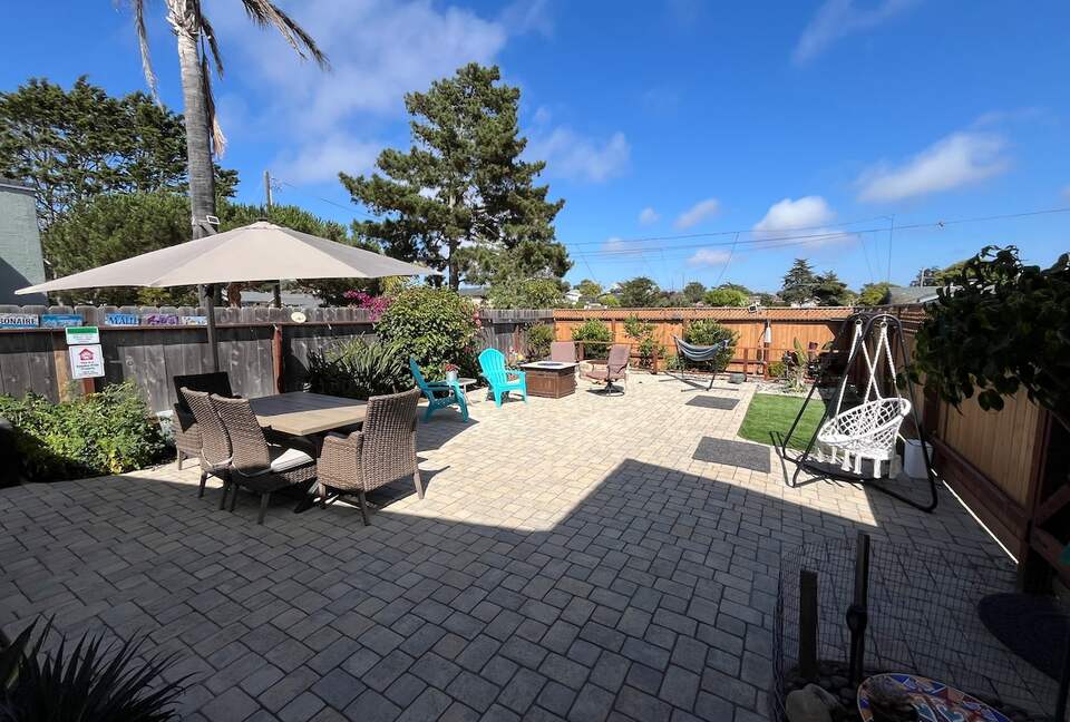 Charming Coastal Getaway with Private Outdoor Spaces - Baywood-Los Osos, California