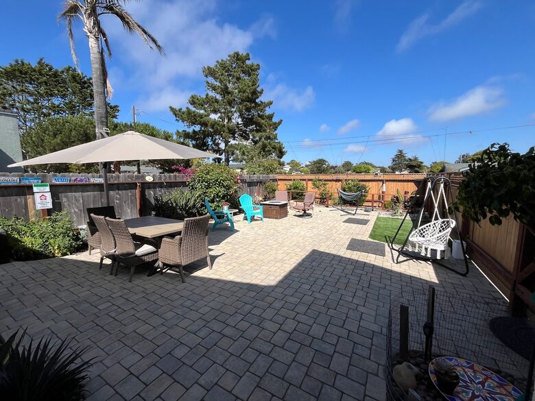 Charming Coastal Getaway with Private Outdoor Spaces - Baywood-Los Osos, California