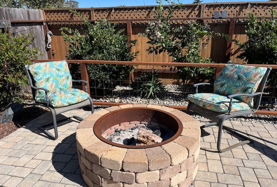 Charming Coastal Getaway with Private Outdoor Spaces - Baywood-Los Osos, California
