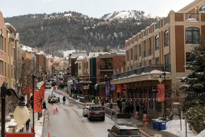 Herber City Hideaway | Beautiful views, Minutes to Park City Resorts, Hot Tub, and more! - Heber City, Utah