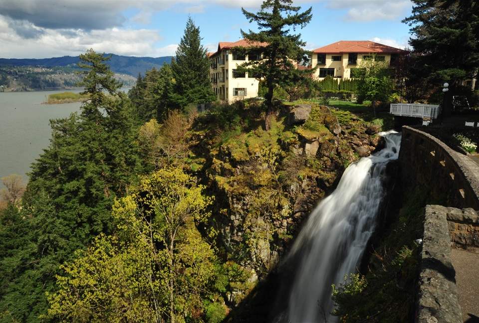 Columbia Cliff Villas - 3 Bedroom Pinnacle Suite - Hood River, Oregon