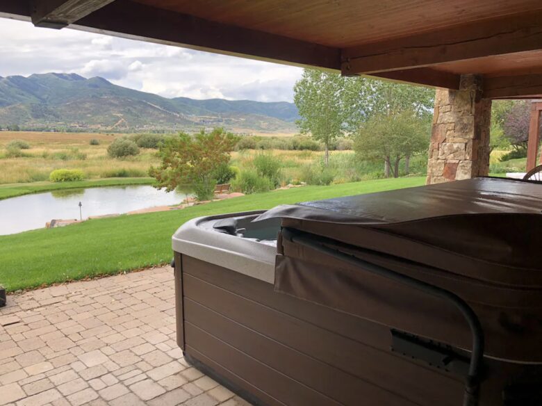 Hot tub