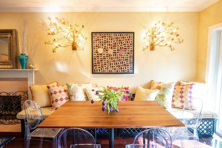 Charming Palm Beach Cottage with Pool & Private Beach Access - Palm Beach, Florida