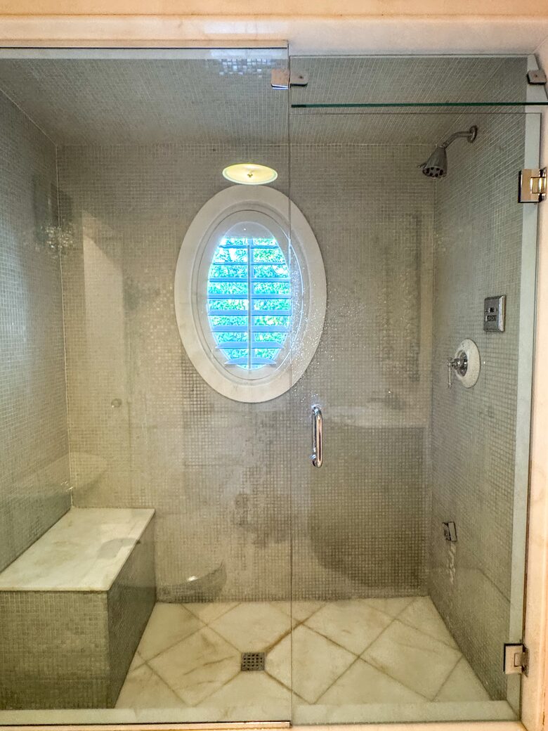 Charming Palm Beach Cottage with Pool & Private Beach Access - Palm Beach, Florida