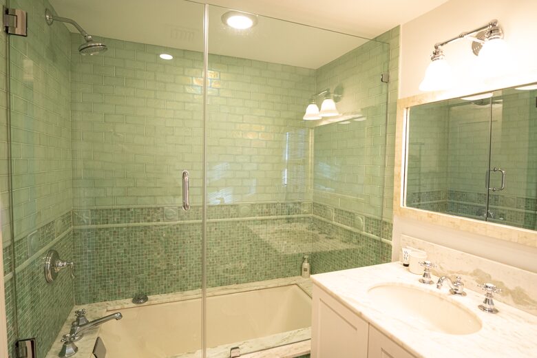 Charming Palm Beach Cottage with Pool & Private Beach Access - Palm Beach, Florida