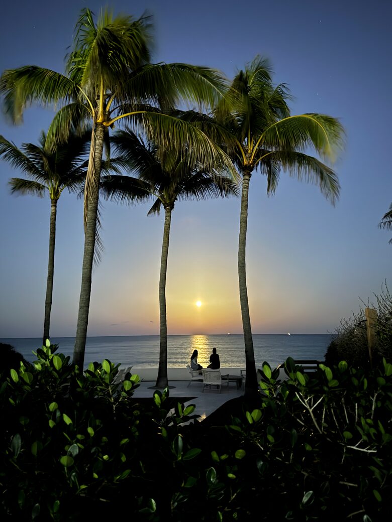 Charming Palm Beach Cottage with Pool & Private Beach Access - Palm Beach, Florida
