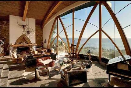 Iconic Malibu Masterpiece - Malibu, California