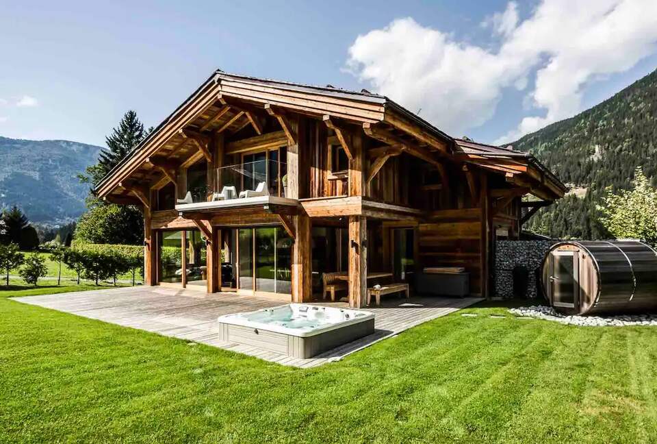 Luxury Alpine Chalet Alexandra - Les Houches, France