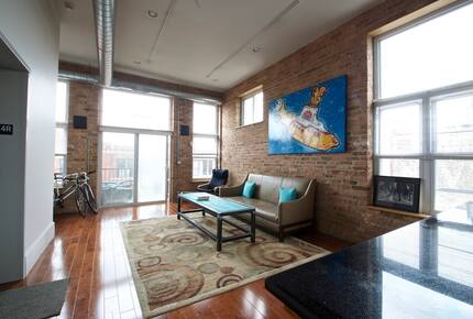 Stunning Duplex Penthouse with Skyline Views in Wicker Park - Chicago, Illinois
