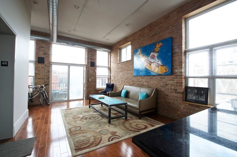 Stunning Duplex Penthouse with Skyline Views in Wicker Park - Chicago, Illinois
