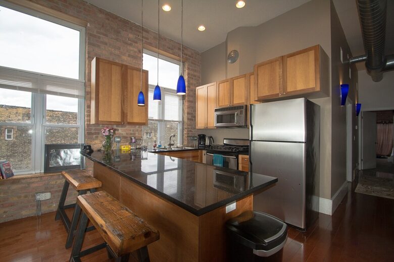 Stunning Duplex Penthouse with Skyline Views in Wicker Park - Chicago, Illinois