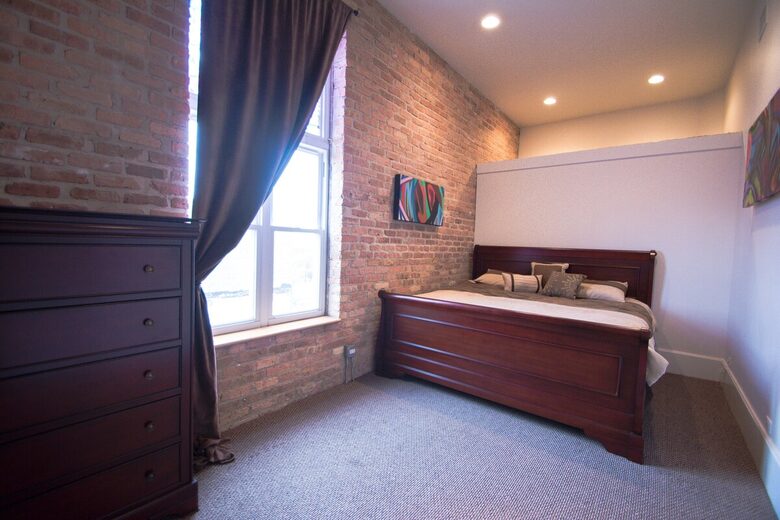 Stunning Duplex Penthouse with Skyline Views in Wicker Park - Chicago, Illinois