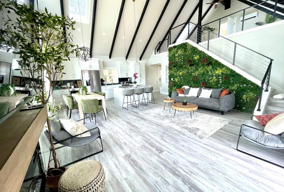 Private Retreat | Pool, Spa, Sauna, Firepit & Views - Boise, Idaho