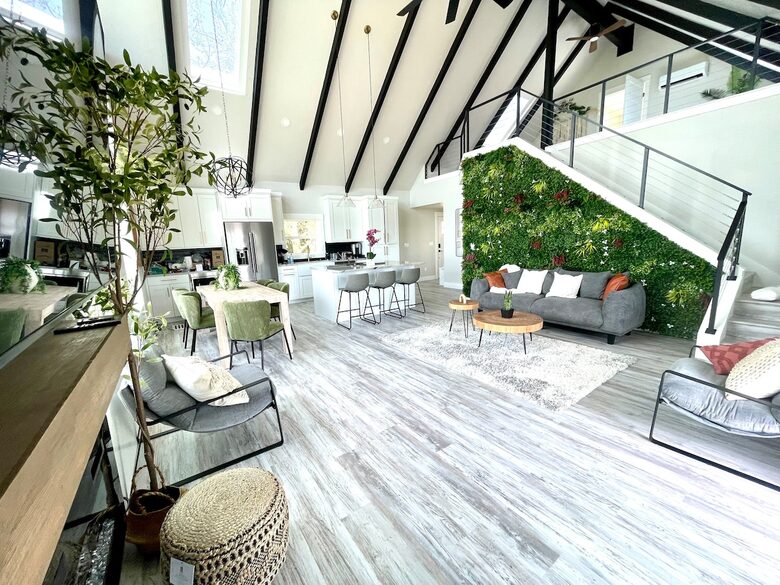 Private Retreat | Pool, Spa, Sauna, Firepit & Views - Boise, Idaho