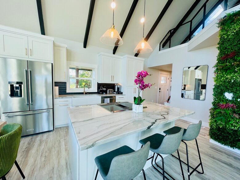 Private Retreat | Pool, Spa, Sauna, Firepit & Views - Boise, Idaho