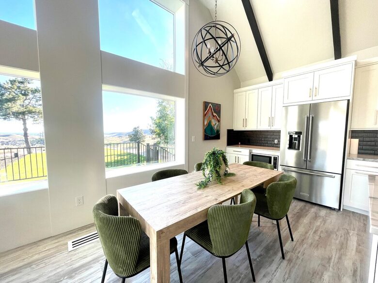 Private Retreat | Pool, Spa, Sauna, Firepit & Views - Boise, Idaho