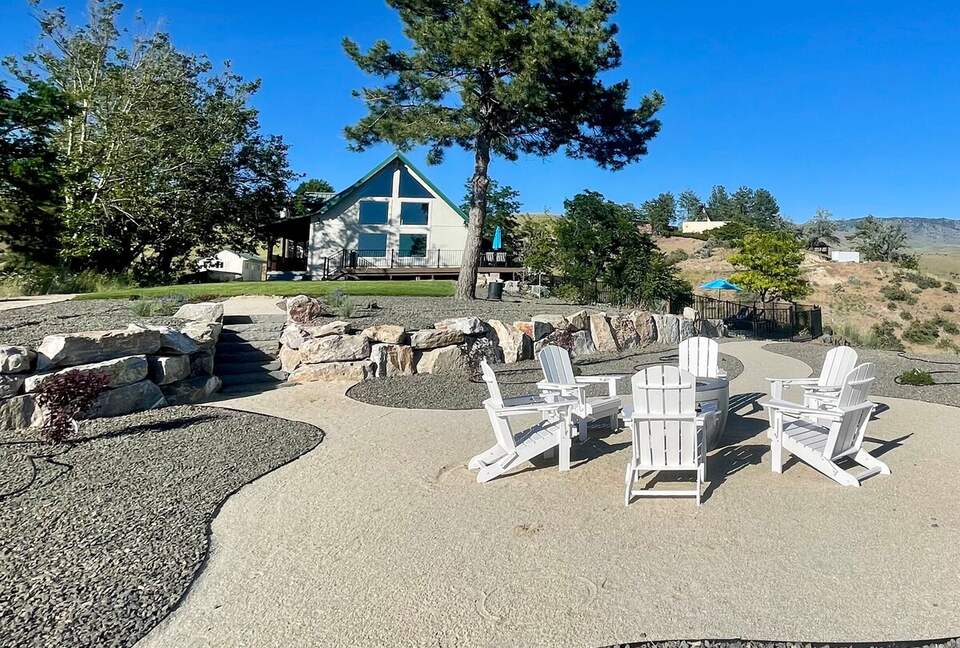 Private Retreat | Pool, Spa, Sauna, Firepit & Views - Boise, Idaho