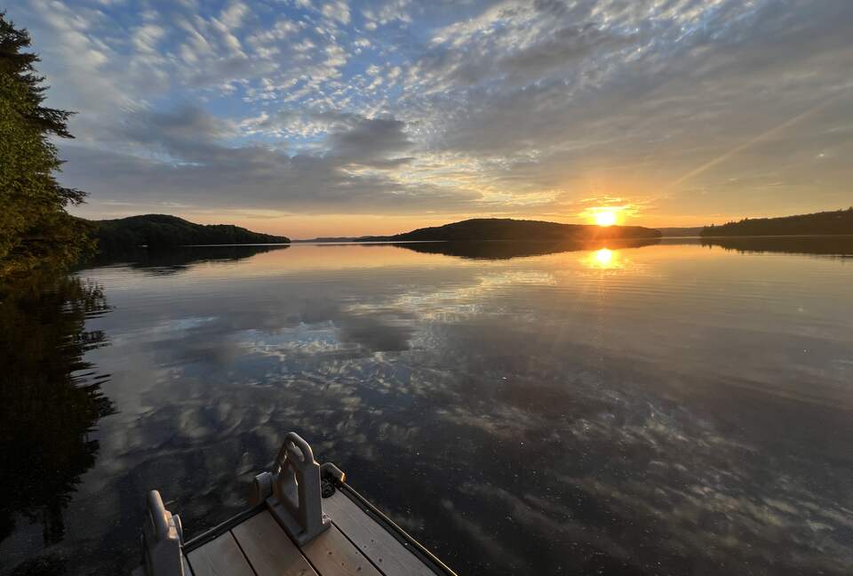 SamRidge | A Lakefront Retreat - Algonquin Highlands, Canada