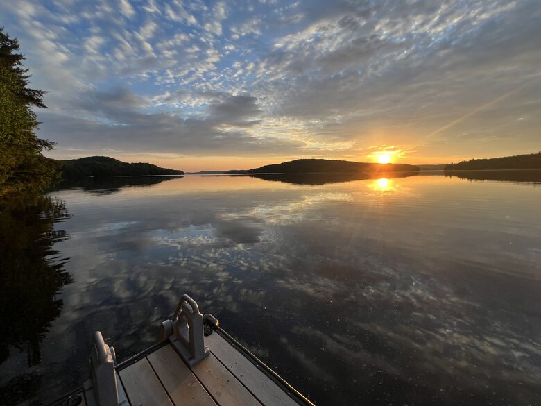 SamRidge | A Lakefront Retreat - Algonquin Highlands, Canada