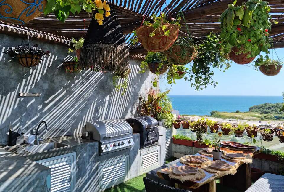 Spectacular 2-Story Beach Penthouse - San Carlos, Panama