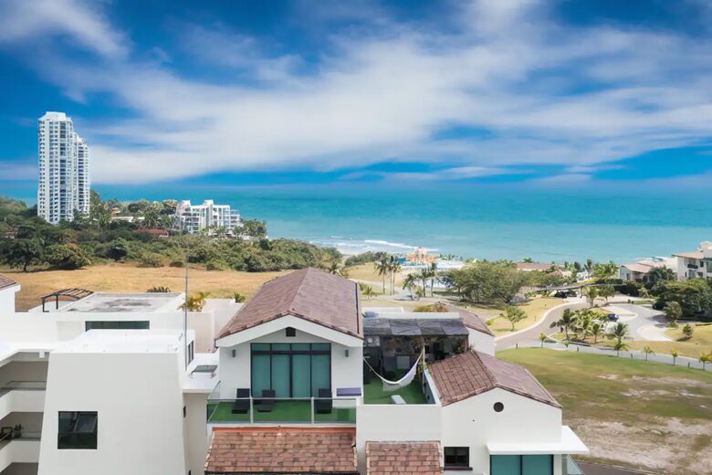 Spectacular 2-Story Beach Penthouse - San Carlos, Panama