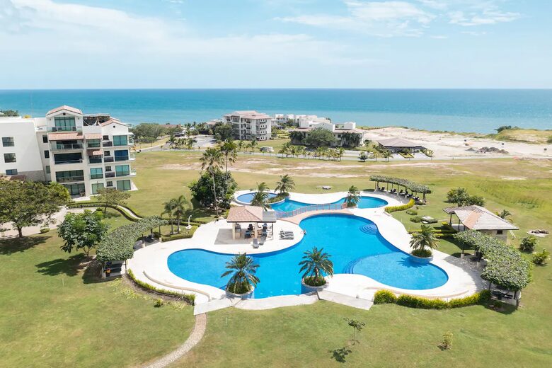 Spectacular 2-Story Beach Penthouse - San Carlos, Panama