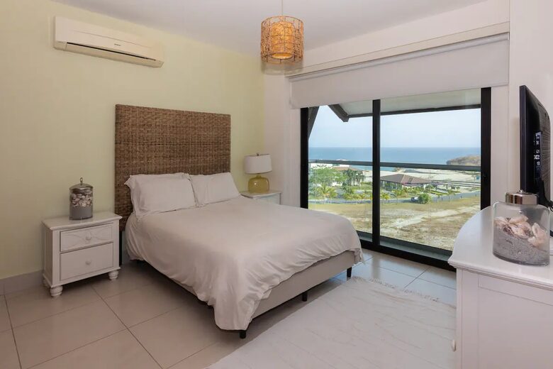 Spectacular 2-Story Beach Penthouse - San Carlos, Panama
