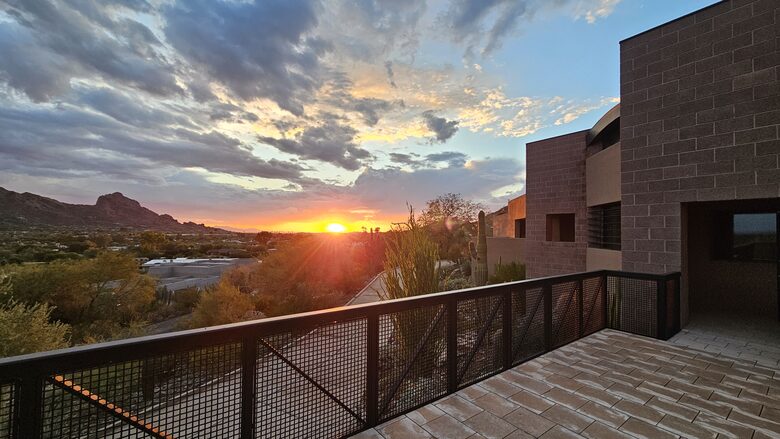 Award Winning Hillside Retreat - Paradise Valley, Arizona