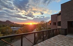 Award Winning Hillside Retreat with Stunning Valley Views - Paradise Valley, Arizona