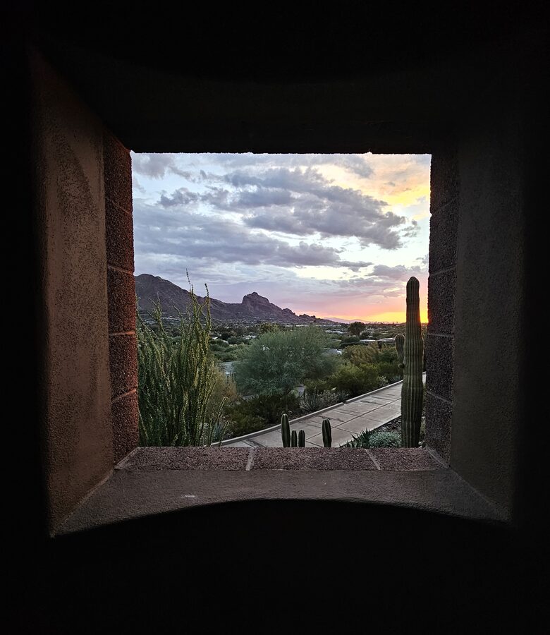 Award Winning Hillside Retreat - Paradise Valley, Arizona