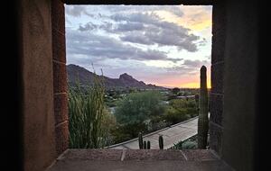 Award Winning Hillside Retreat with Stunning Valley Views - Paradise Valley, Arizona